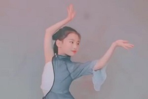 姓李女孩五行缺土起名字
