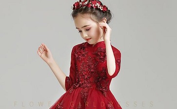 姓杨女孩五行缺金起名字